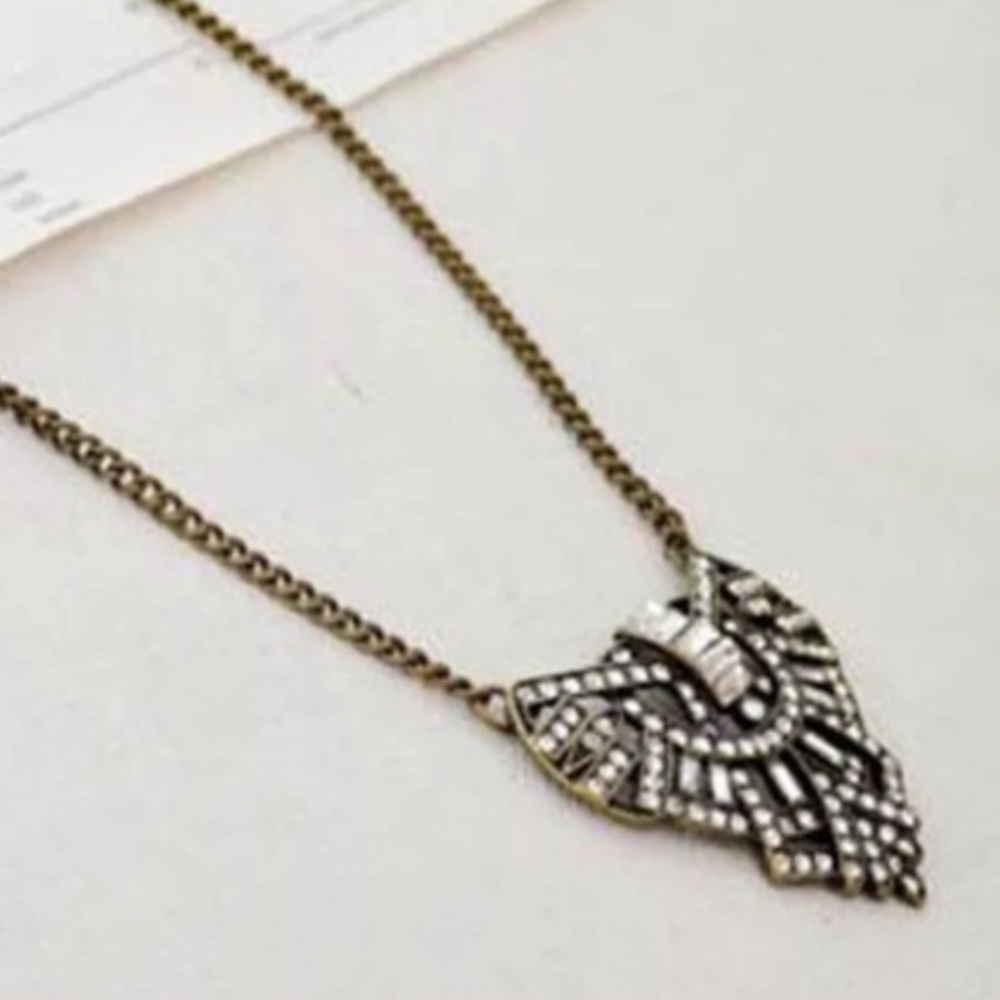Roshanda necklace